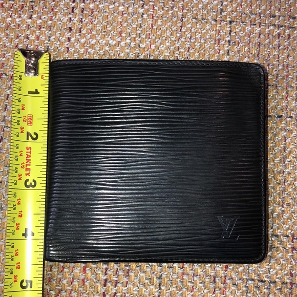 W LOUIS VUITTON Marco Black Epi Leather BiFold Wallet SP0095 - Picture 16 of 17